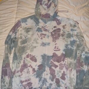 Nike tie dye club hoodie size medium